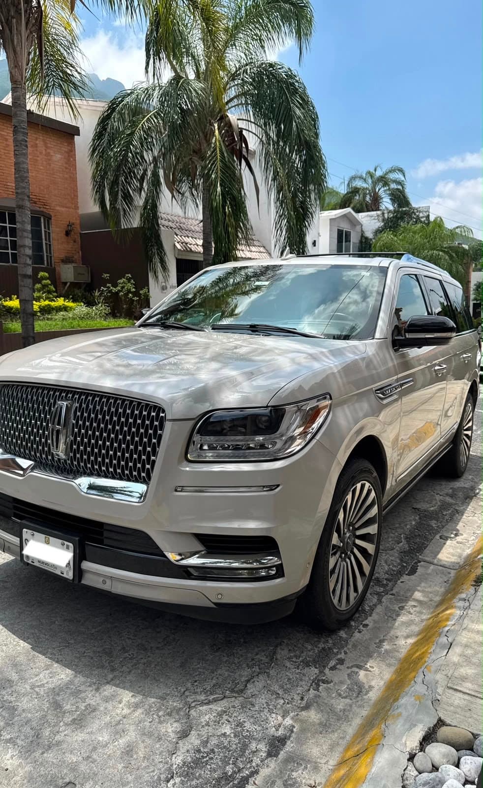 Lincoln Navigator